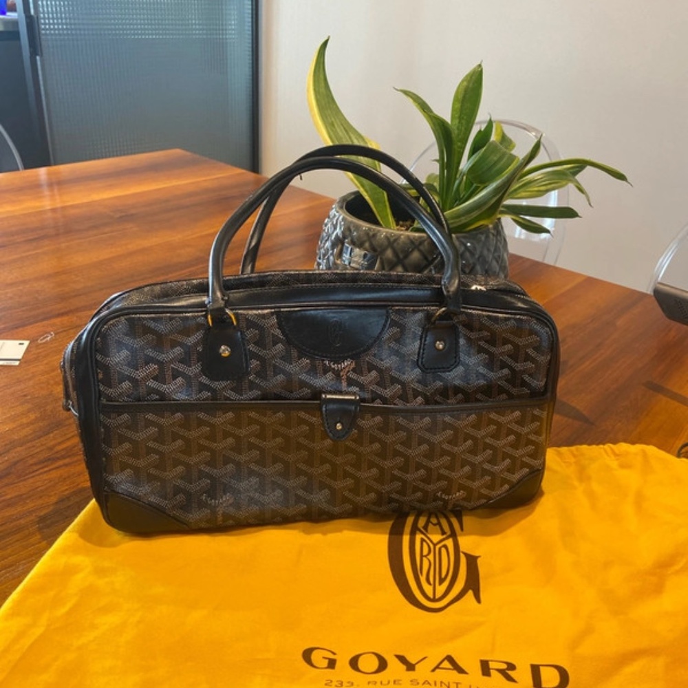 SOLD - Authentic Vintage Goyard bag